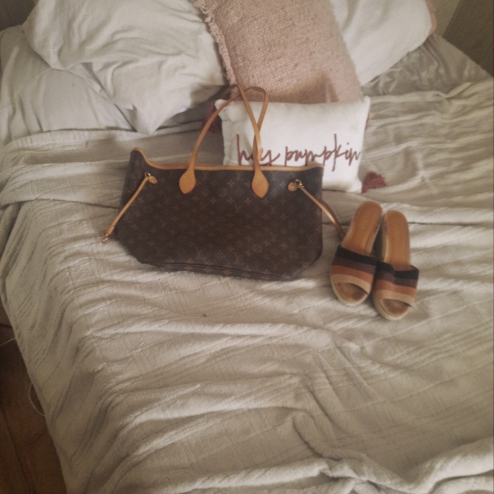 Tote bag fake